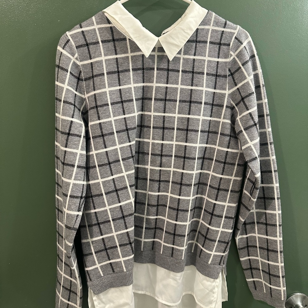 Tahari Gray Plaid Crewneck Sweater with White Shirt Collar